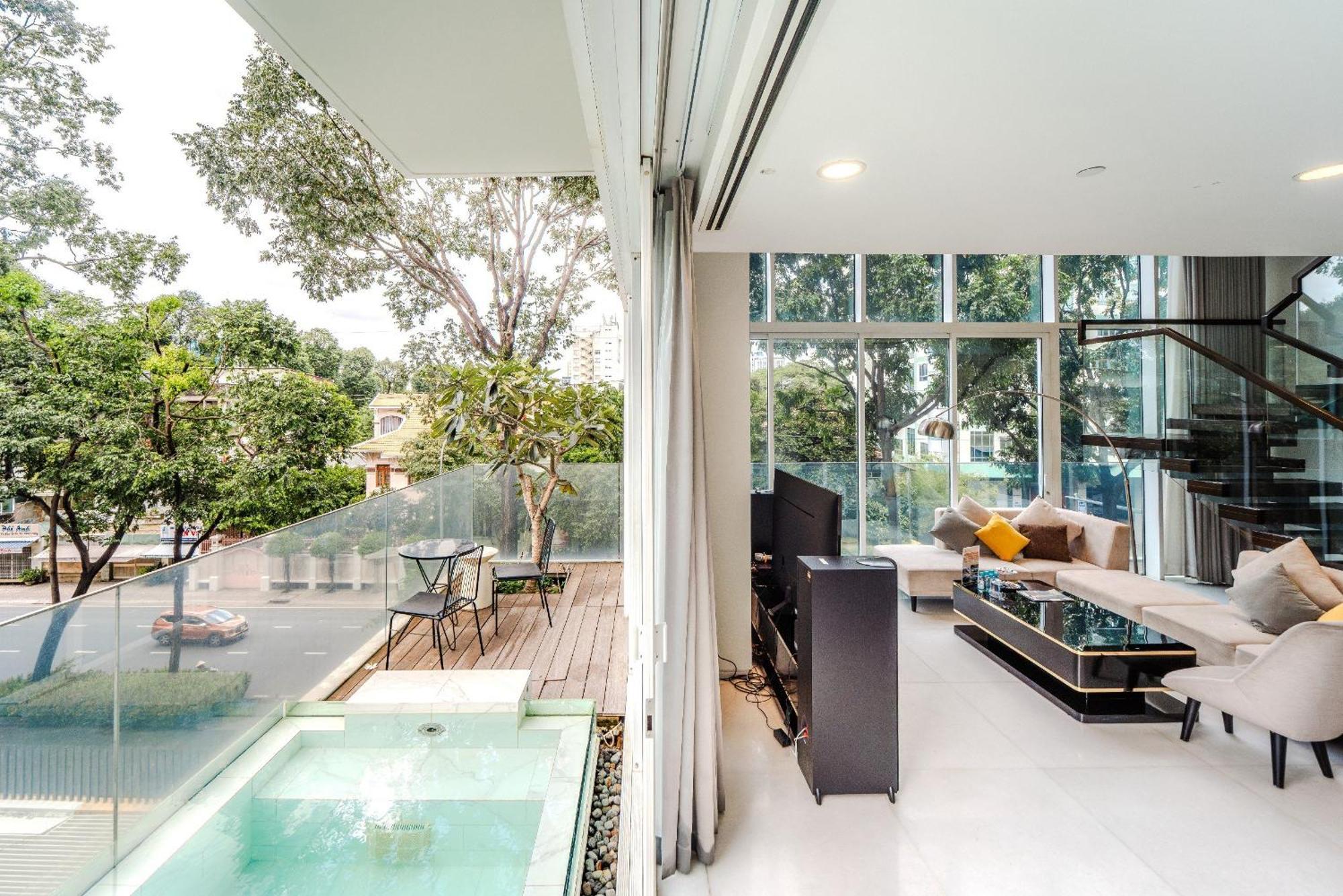 Four-Bedroom Villa Private Pool